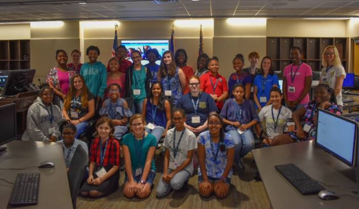 Girls Who Code group 