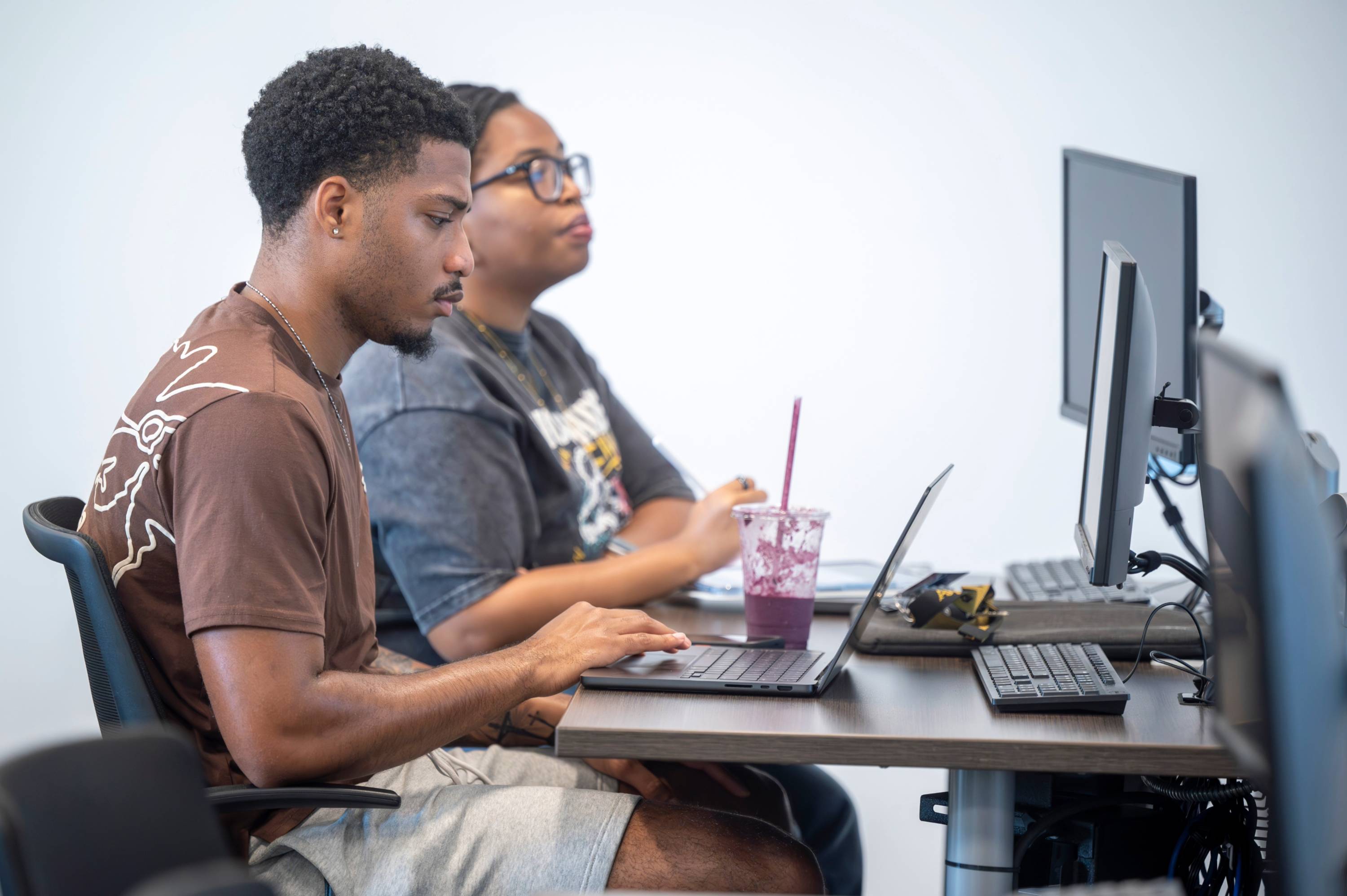 Students working together in a computer lab