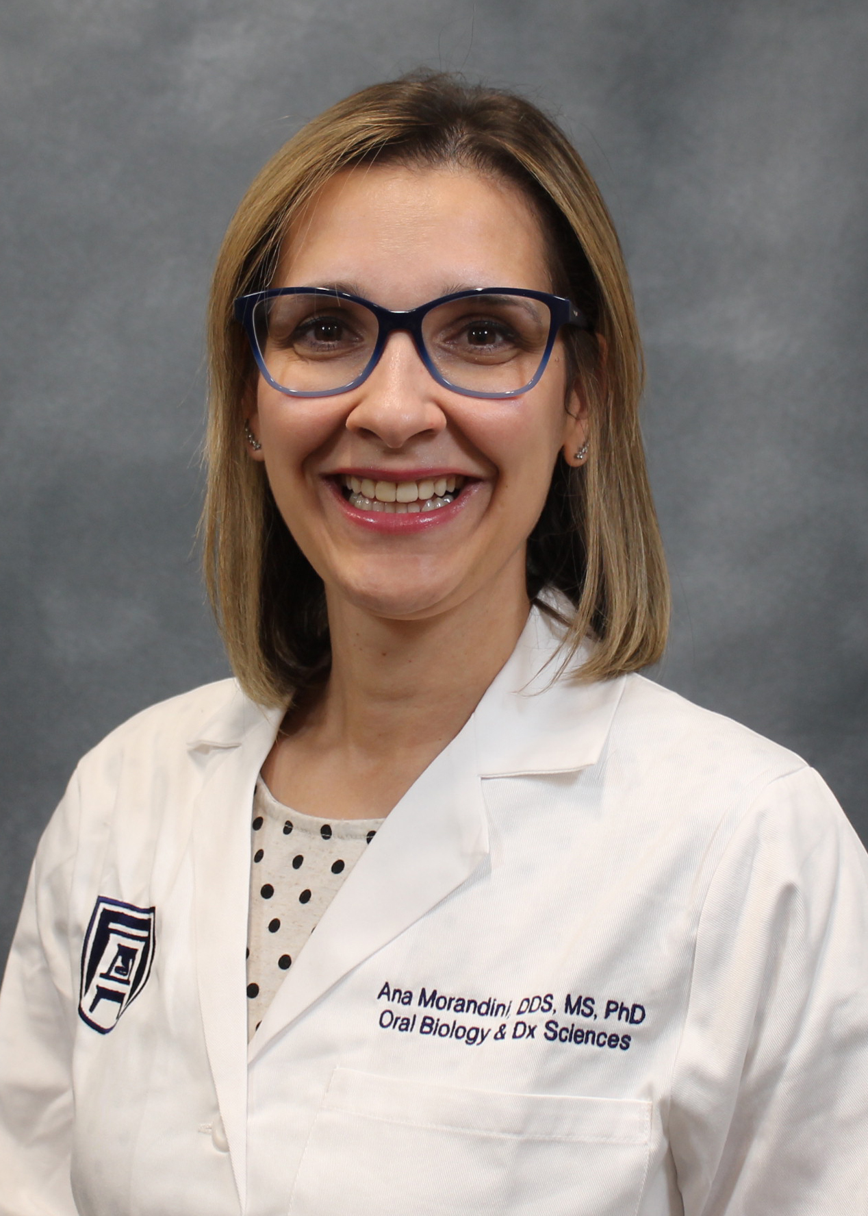 photo of Dr. Ana Carolina Morandini