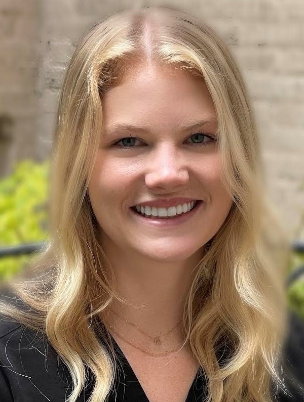 photo of Angela “Mac” Hulse, DMD