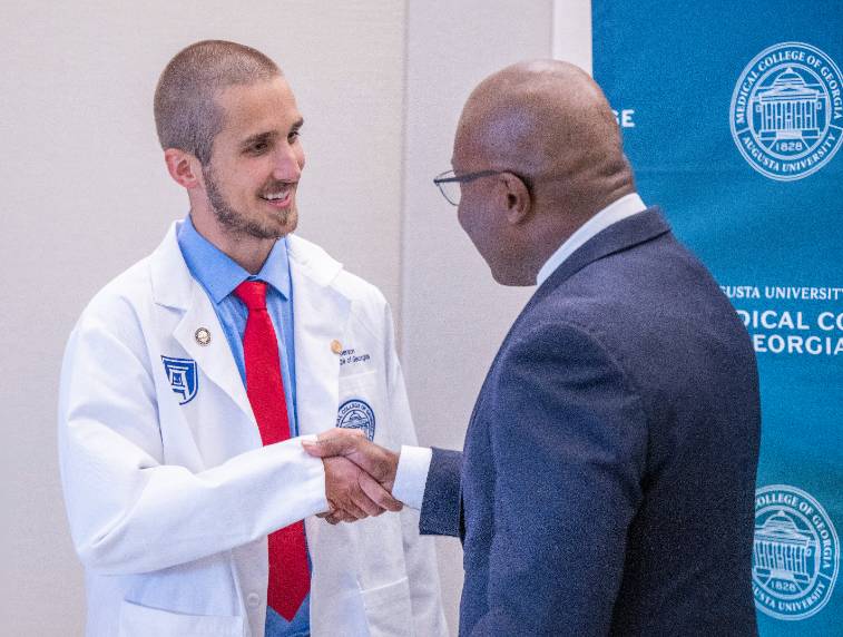 MCG 2025 3+ students pose for picture