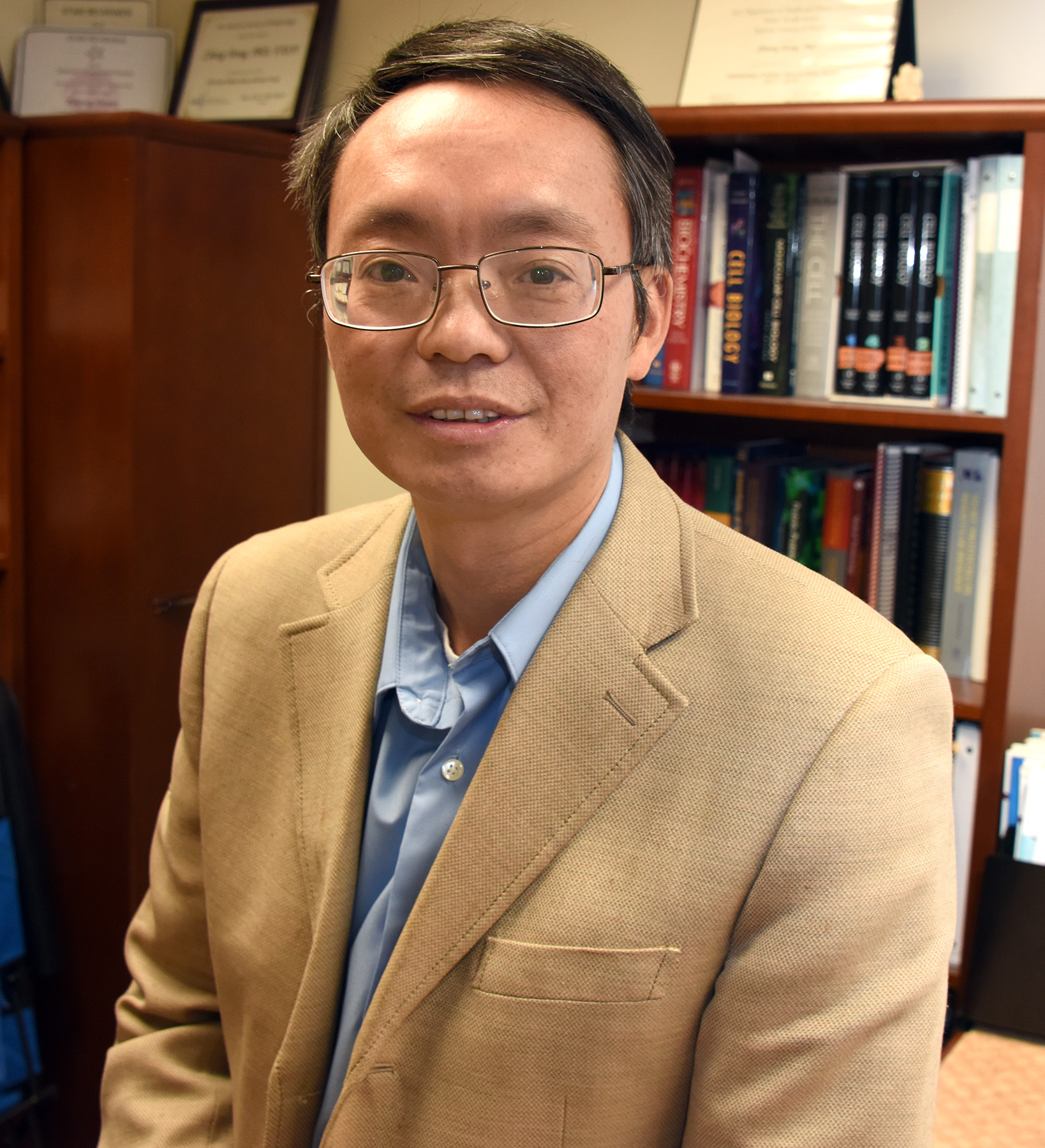 photo of Zheng Dong, PhD