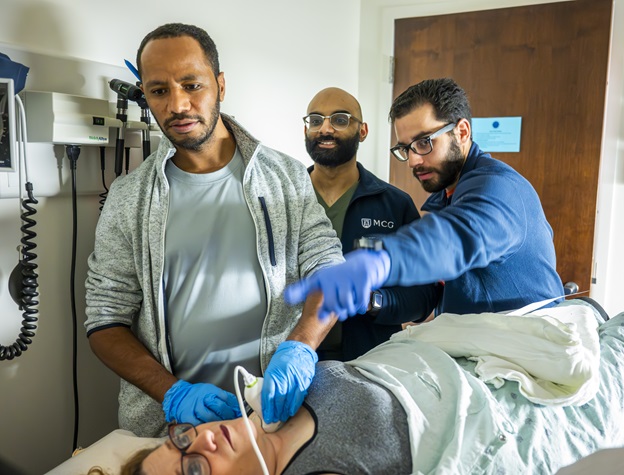 ultrasound with family med students