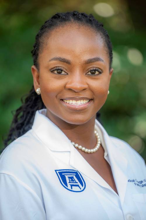 photo of Christelle Chiza, MD