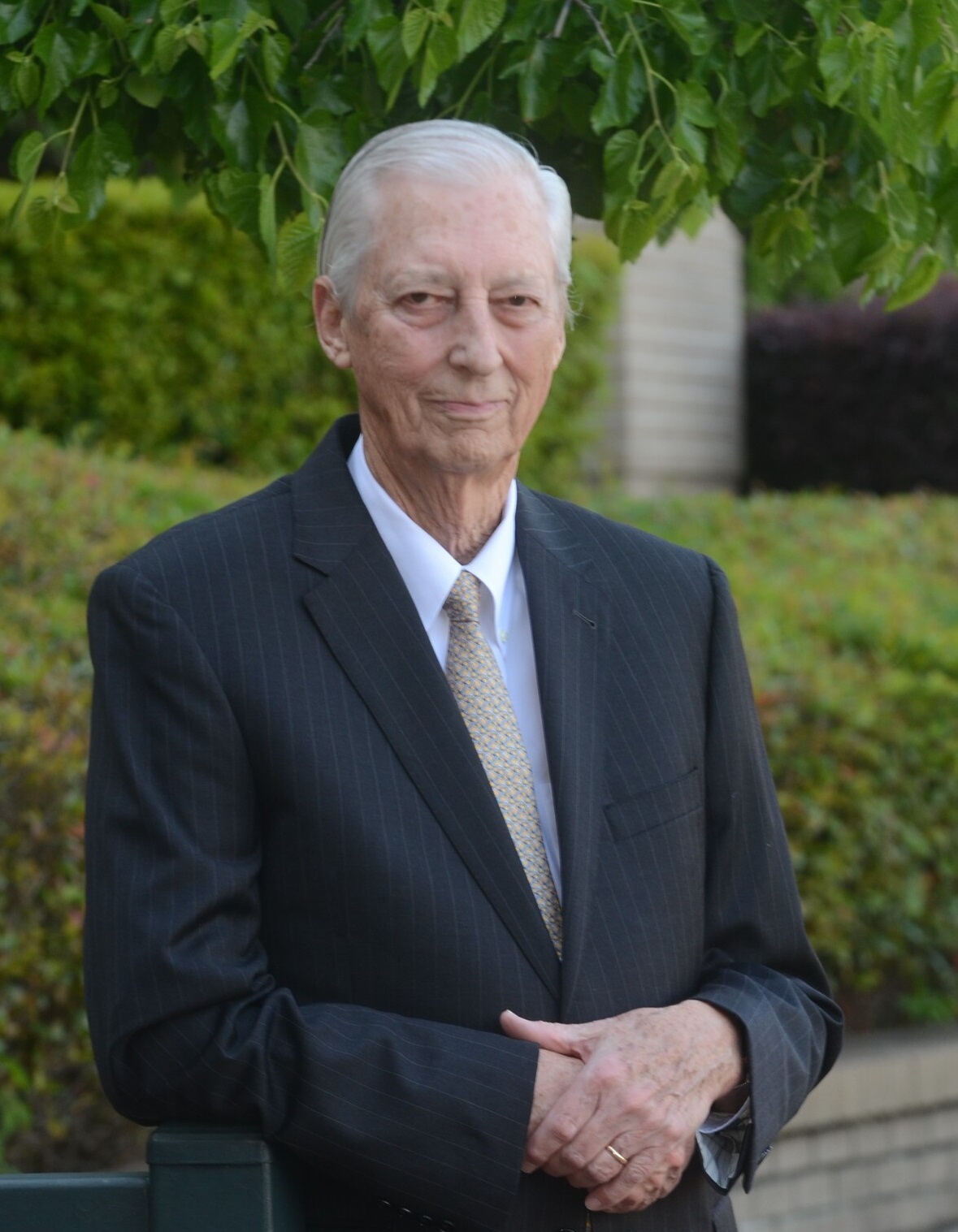 Photo of Dr. Stephen Clements