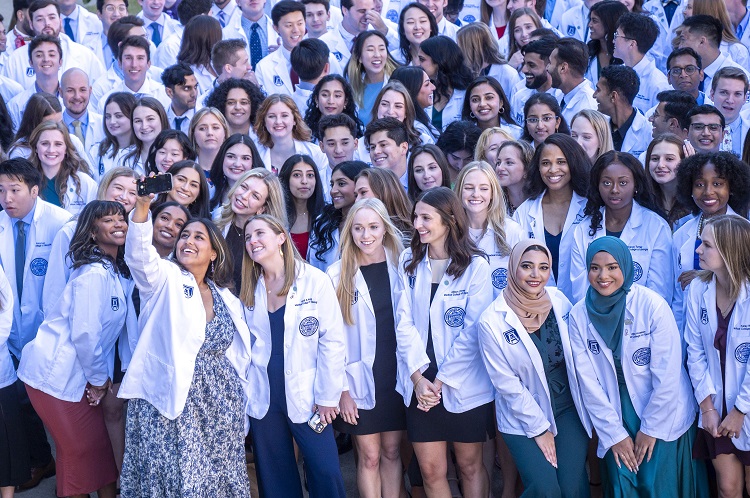 students from whitecoat posing for picture
