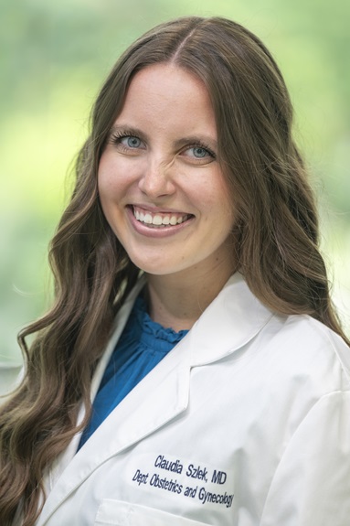 photo of Claudia Szlek, MD