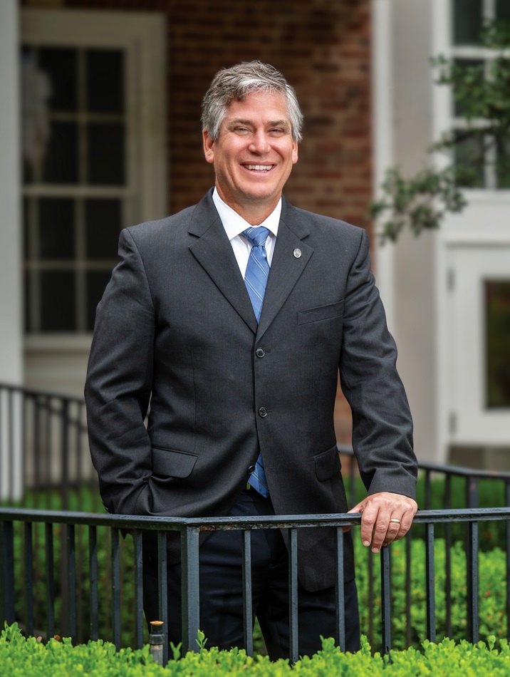 Dr. Boadie Dunlop, MD