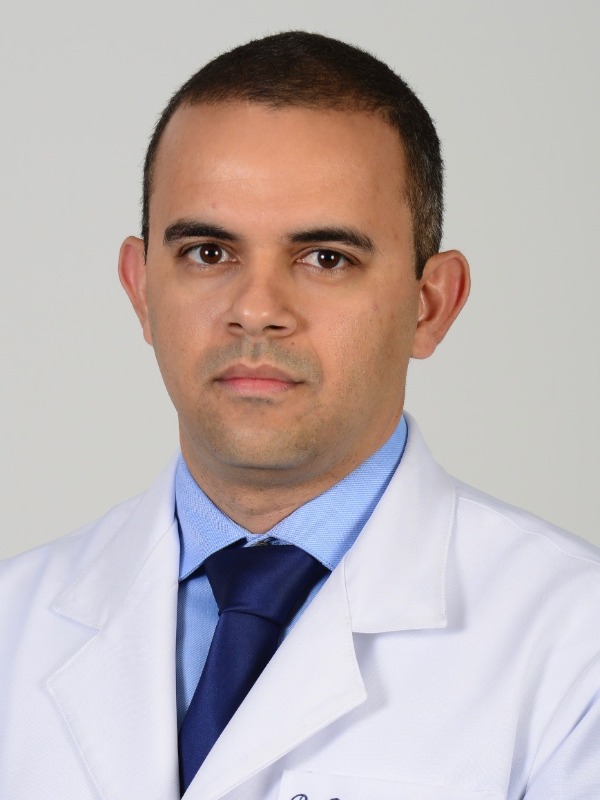 photo of Ronald Trindade, MD
