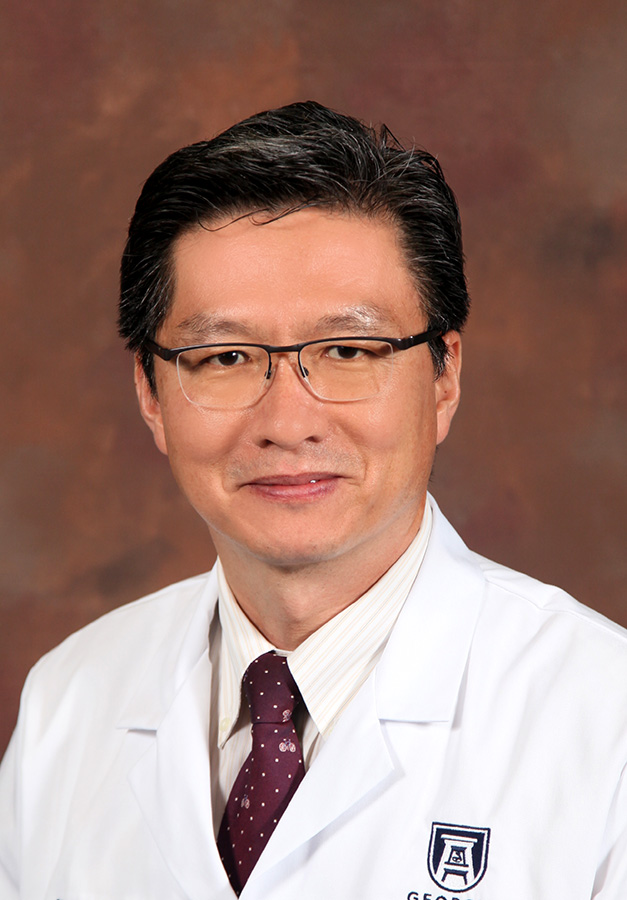 photo of Chulhaeng Huh, PhD, DABR