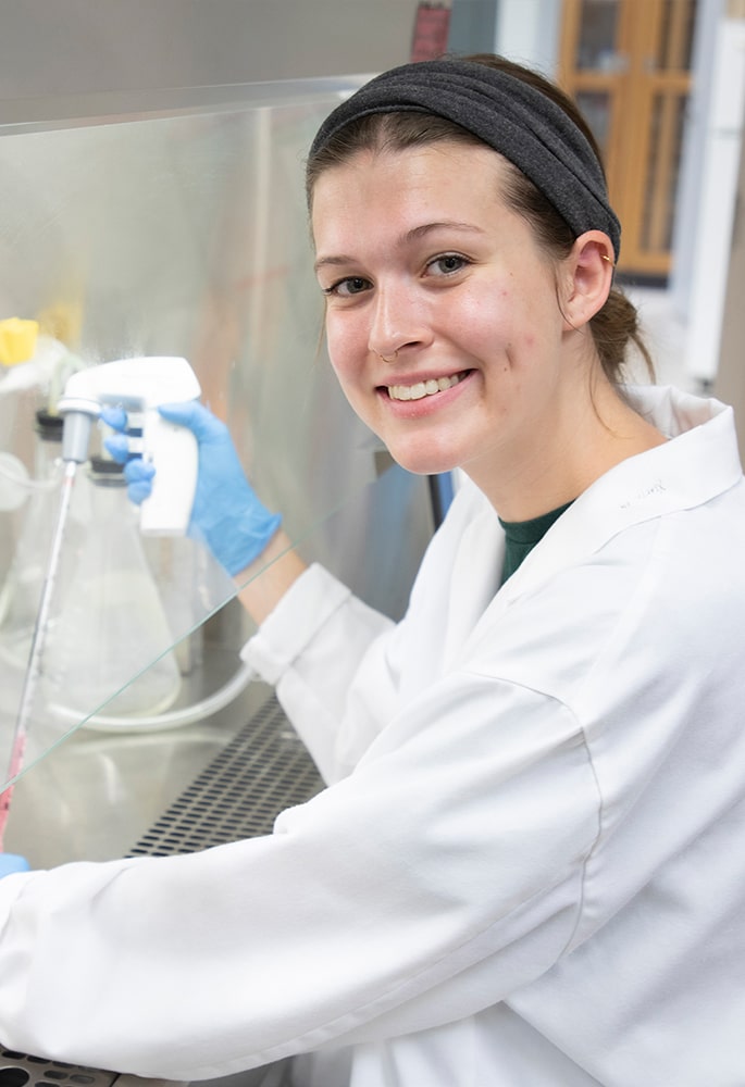 photo of BROOKE JEWELL