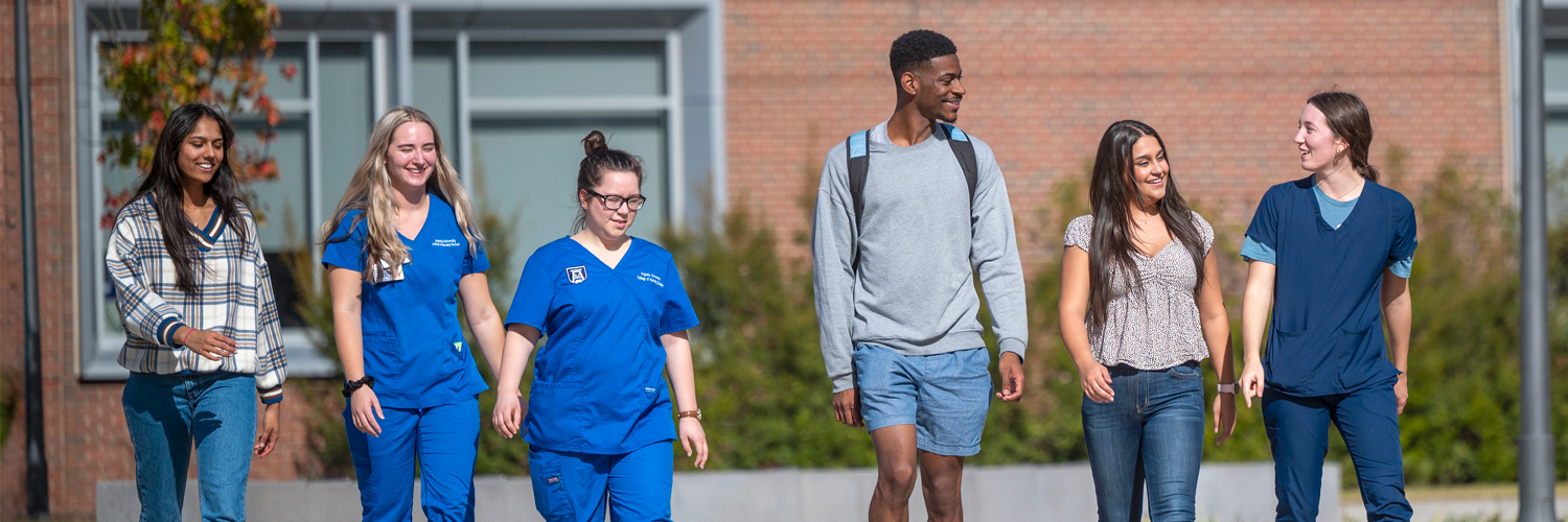 A group photo of AU students walking together