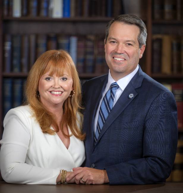 Photo of Karen B. Keen and Russell T. Keen