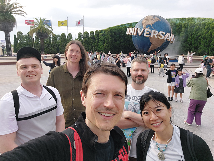 Jason Orlosky with students